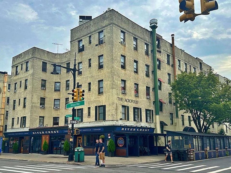 Astoria Queens neighborhood