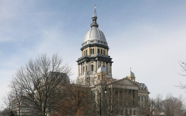 Illinois required condo and HOA boards to adopt a written collection policy. New York hasn't.