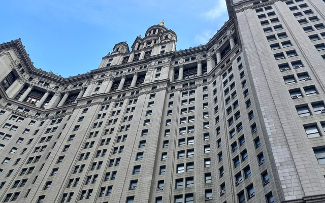 New York's pied-à-terre tax rollout faces its first court test.